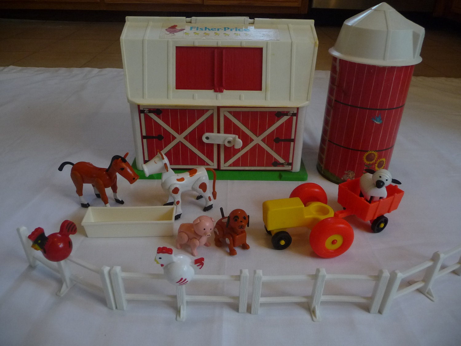 Vintage Fisher Price Little People Farm Set Barn with Animals