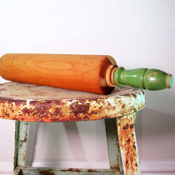Items similar to Vintage Wooden Rolling Pin with Jadeite Green Wood