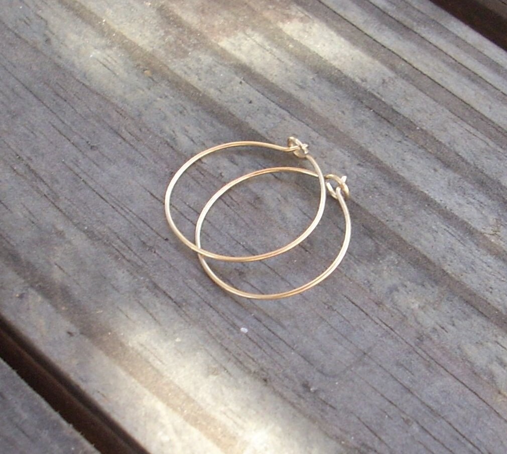 14k Gold Wire Hoop Earrings 9238