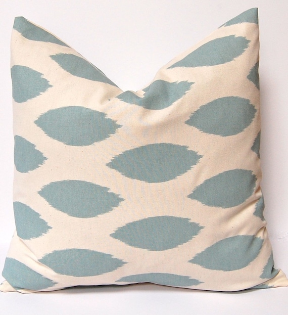 Items Similar To Decorative Pillows Blue Accent Pillows 20 X 20 Inches   Il 570xN.322353987 