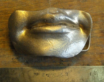 Grace Silver-Blue Mouth/Lips Belt Buckle