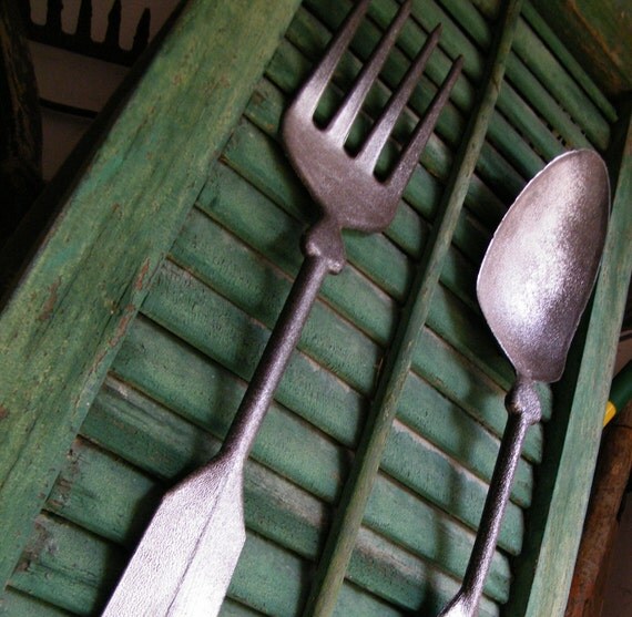 Vintage Syroco Oversized Spoon and Fork Wall Decor