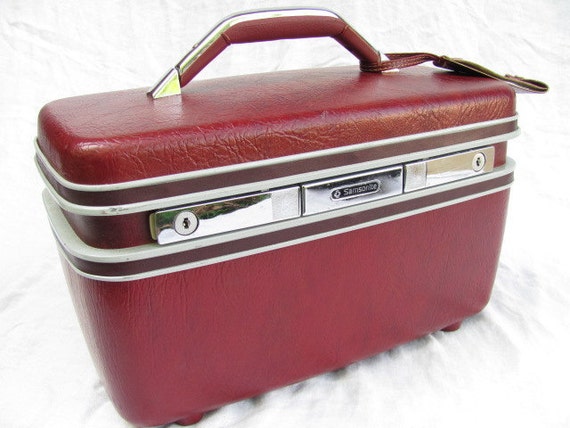 Samsonite 1980s Burgundy Carry On Toiletry by ConnieandAndrewsDigs