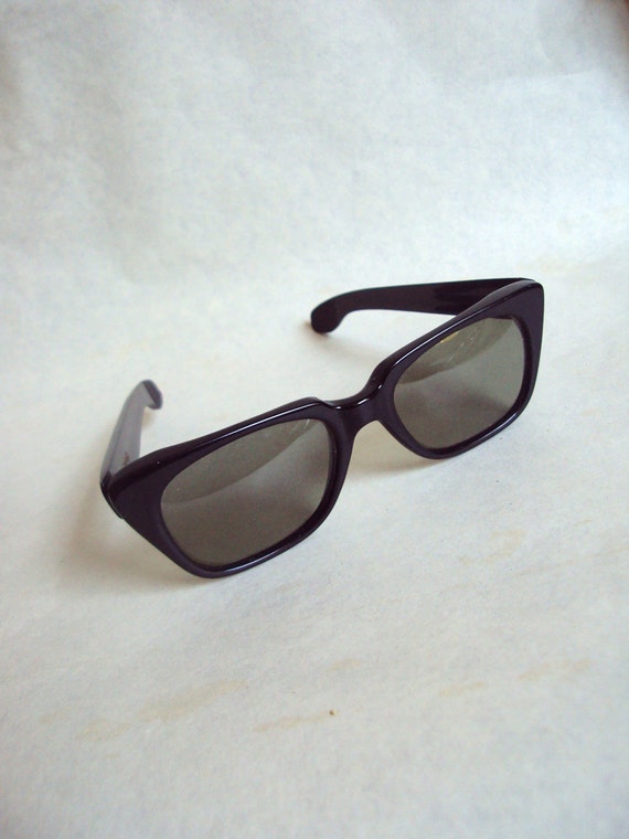 1960s polaroid sunglasses