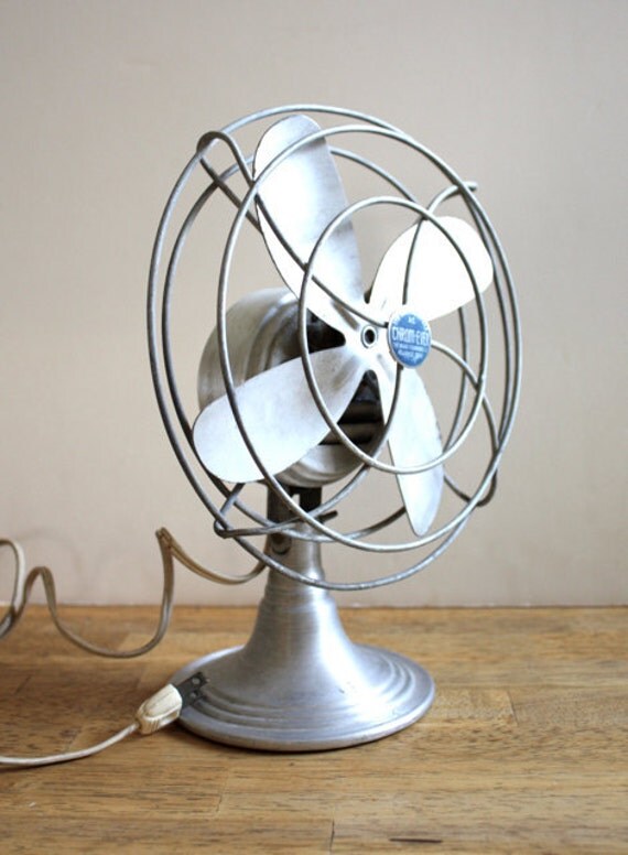 Vintage INDUSTRIAL Chrome Table Fan