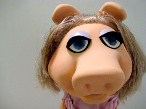 miss piggy muppet doll