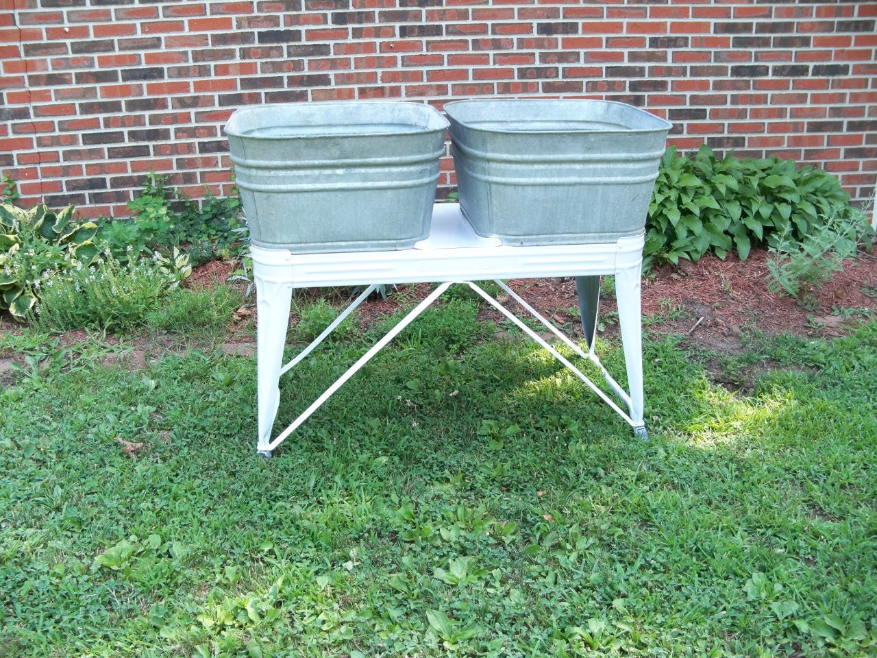 Double Wash Tub by EVER READY an Old Vintage by MrsRekamepip