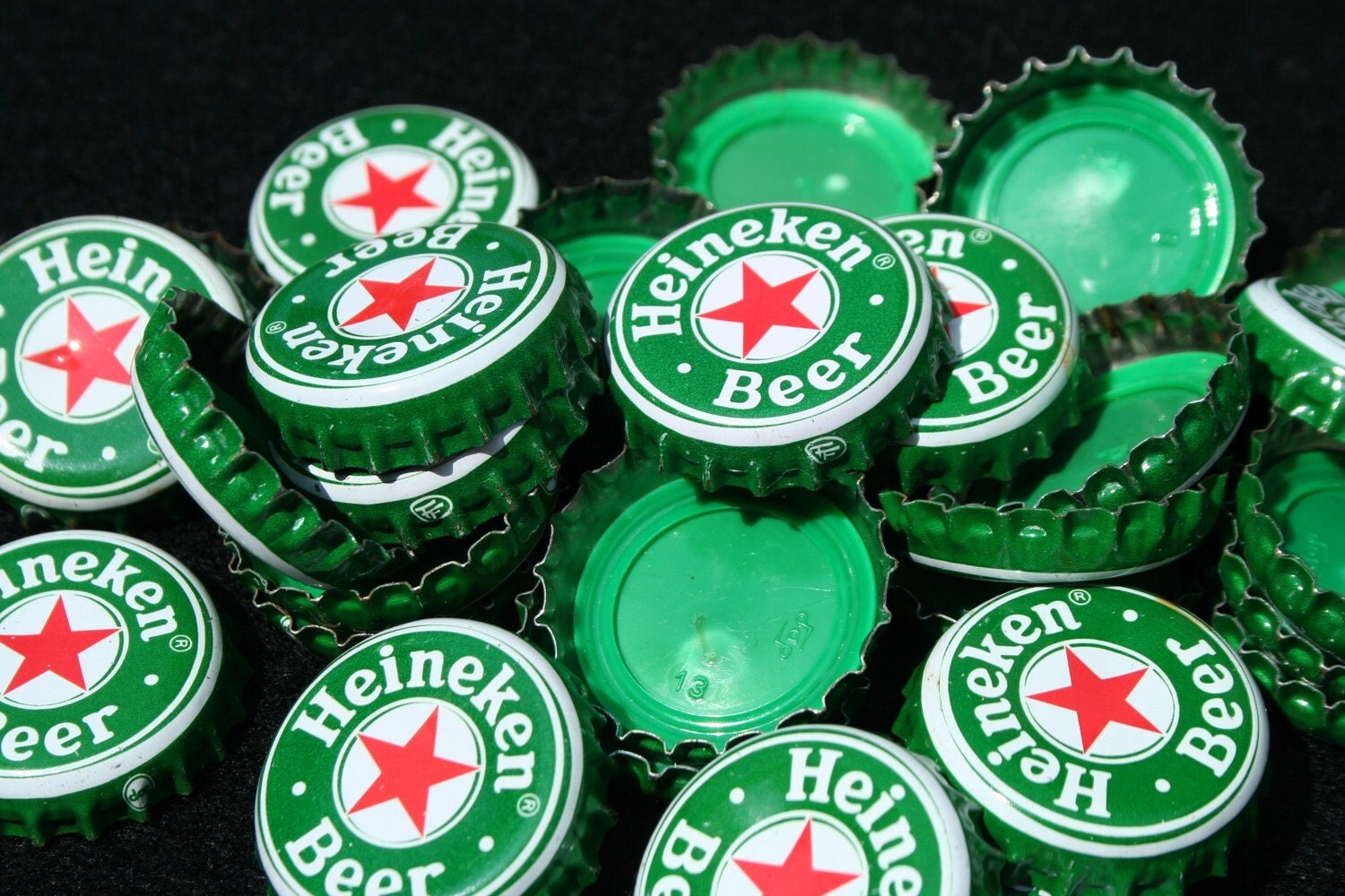 31 Heineken Bottle Caps