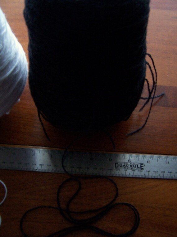 Heirloom Yarns 2 Cones 100 Percent Acrylic White Black 16 oz