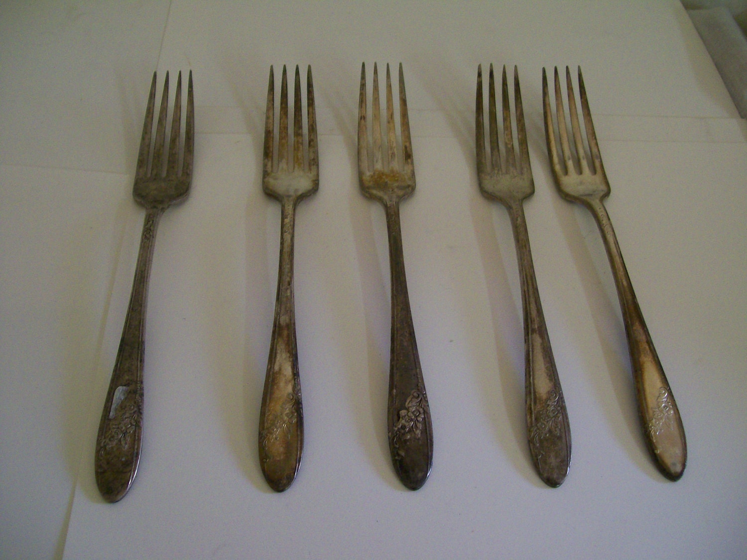Vintage Tudor Plate Onedia Community Silver Forks by luvredford