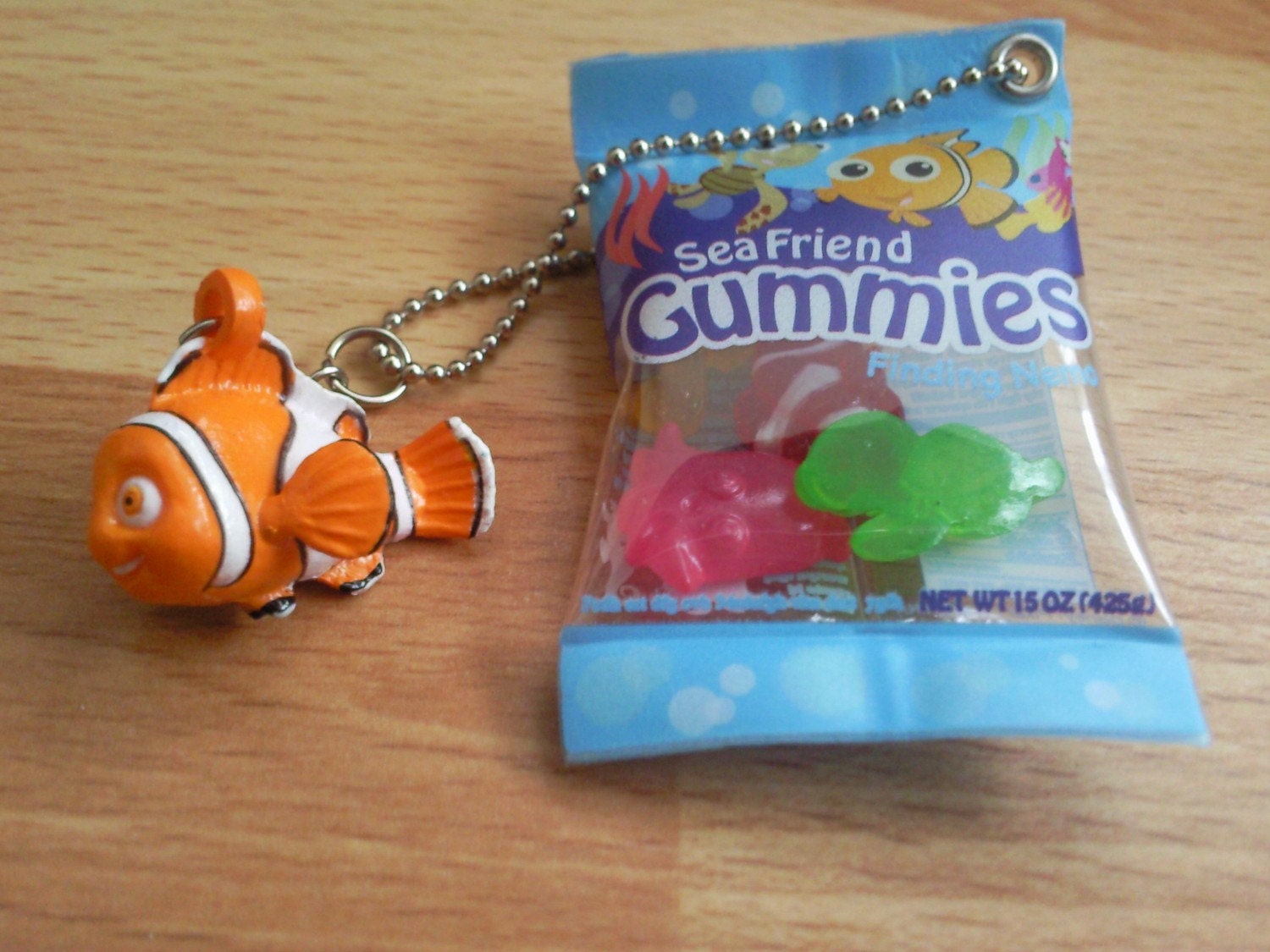 Finding Nemo Gummies Packet Keychain DISNEY