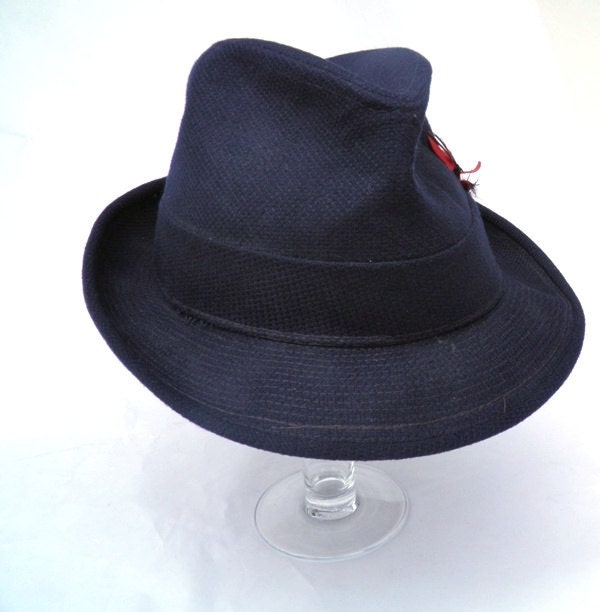 Vintage man's fedora navy trilby hat
