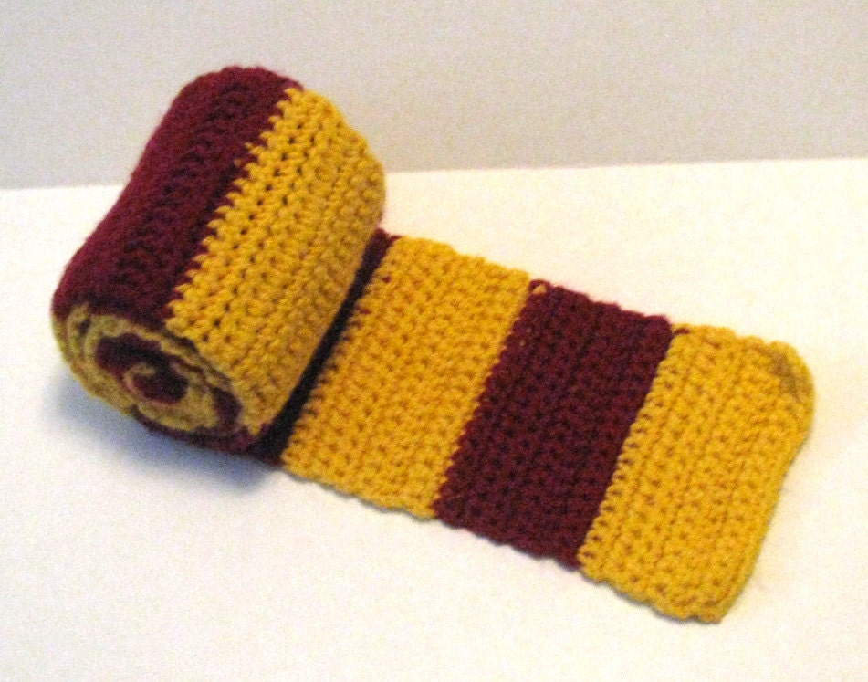 Handmade Harry Potter Gryffindor Crochet Scarf Red and Gold