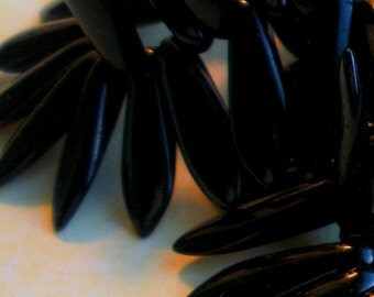 NEW GORGEOUS Czech Glass Dagger Beads in Gorgeous Black (15) 5 x 15 MM
