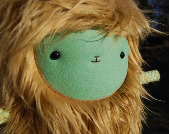 Merry Monster™ - Plush Monster Toffee Fur - Grady