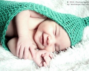 SALE Newborn Prop Baby Pea Pod Cocoon Green Newborn Pea Pod Baby Cocoon Newborn Cocoon Photography Cocoon Baby Shower Gift Costume