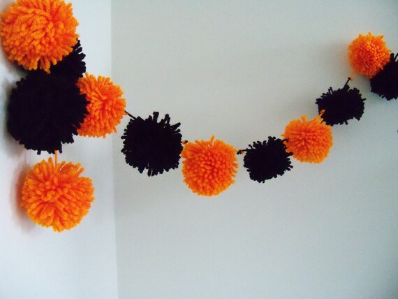 Black and Orange Halloween Yarn Pom Pom Garland Pompom