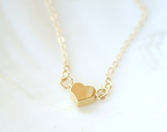 Simple Gold Heart Bracelet- On 14K Gold Filled Chain- simple everyday delicate jewelry
