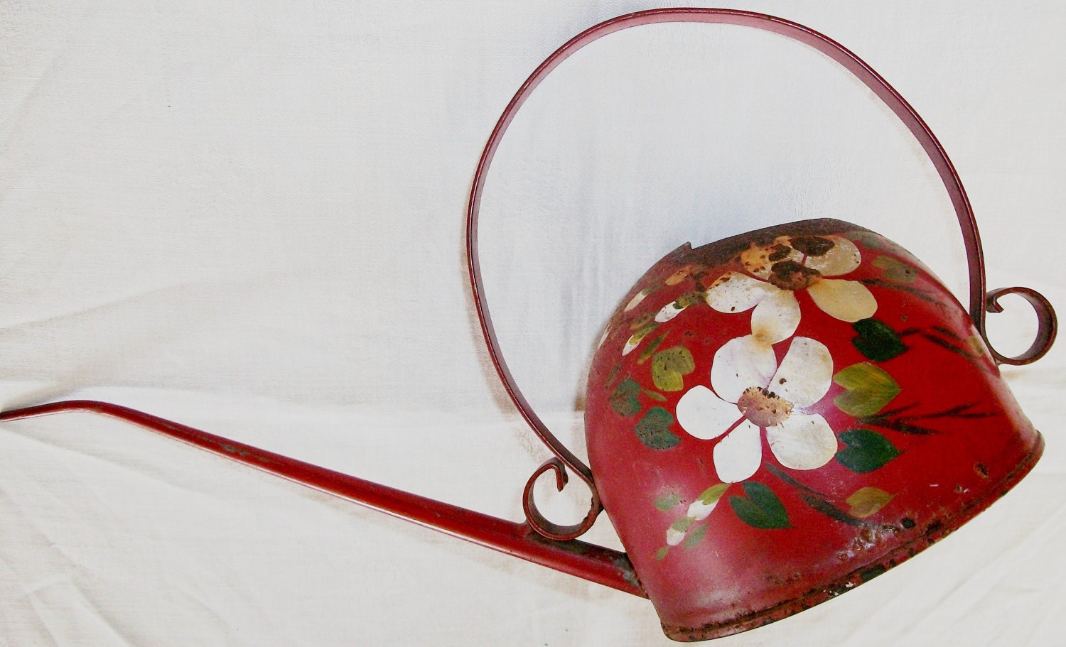 Vintage TOLE Painted Metal WATERING CAN in Red & White