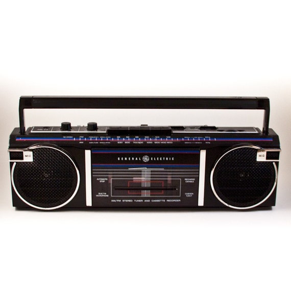 Vintage Boom Box Cassette Tape Player Recorder Radio