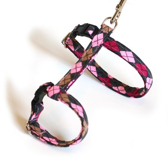 Large Cat Harness Pink and Grey Argyle