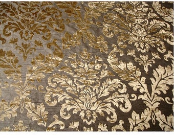 Light Gold Damask - Burnout Velvet on Fancy Fabric