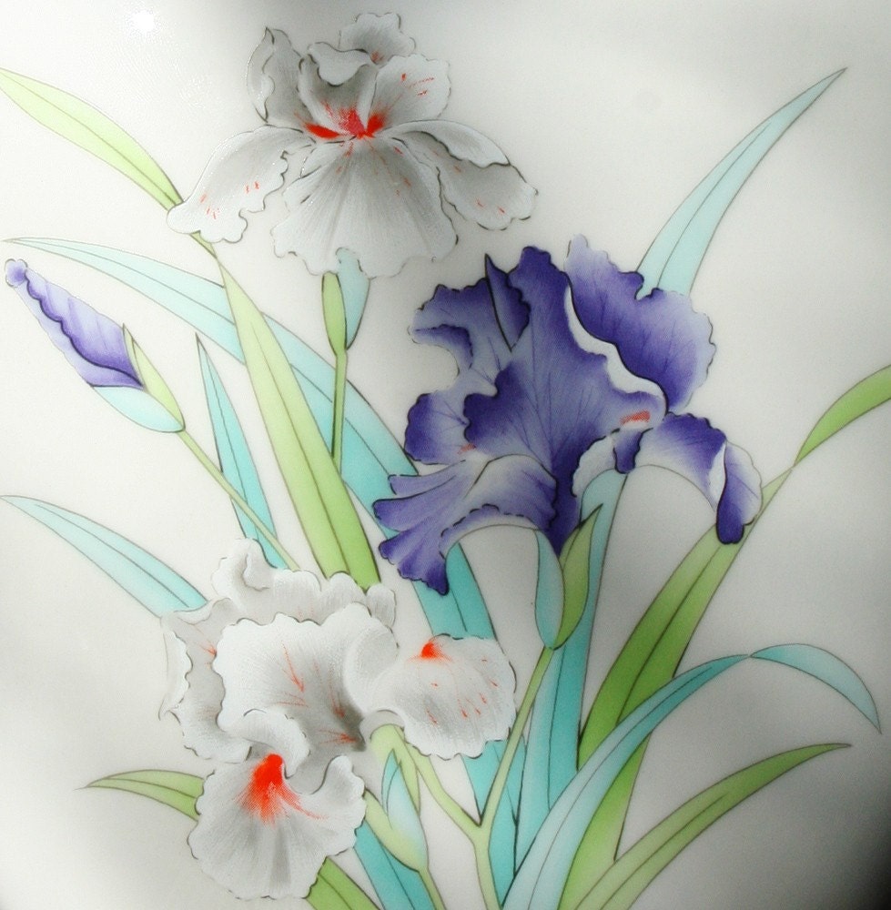 Vintage Iris Bouquet Otagiri Japan Vase Unusual Shape