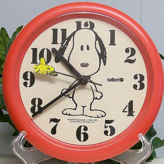 Snoopy And Woodstock Vintage Battery Wall Clock