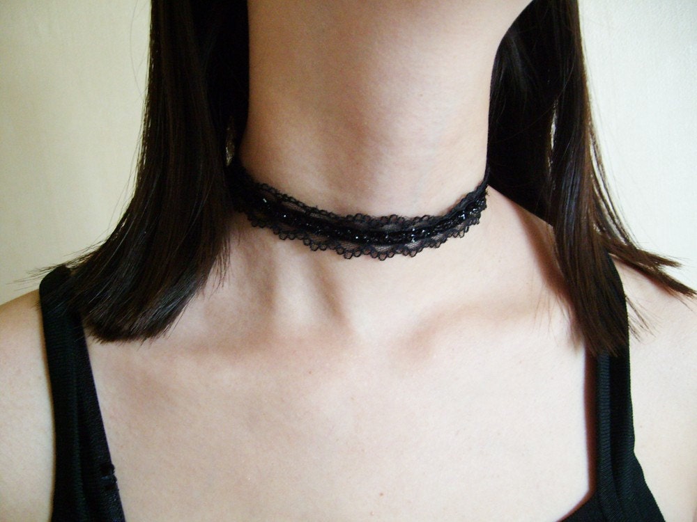 GOTH VELVET Black Lace Choker Necklace For Women Both Side