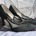 Vintage 1960s Black Satin Mesh Pointy Toe Metal Tap Stiletto High Heels 7aa