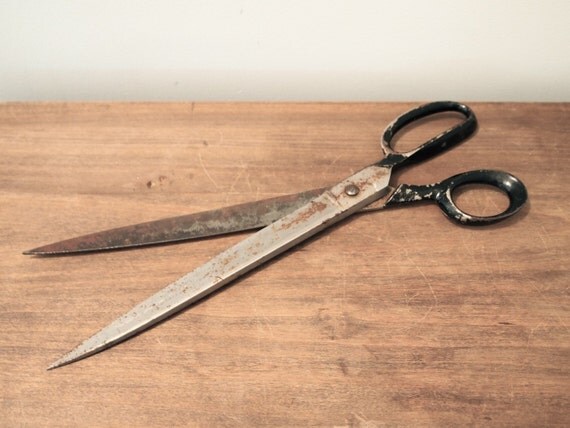 Vintage Large Tailoring or Wallpaper Cutting Scissors