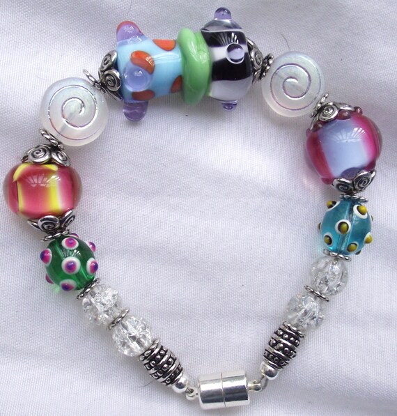 Items similar to Funky Lampwork Beaded Bracelet on Etsy