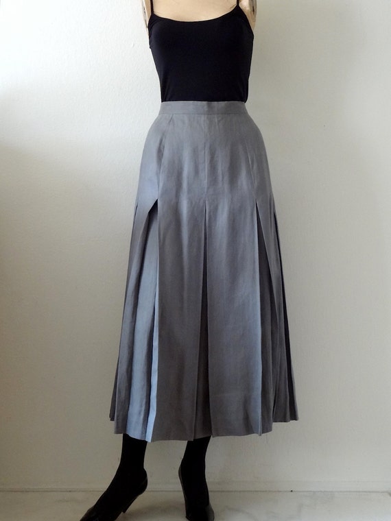 Linen Skirt / Pleated A-Line Midi Skirt / Vintage Fashion