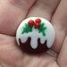 Christmas Pudding Focal by Mad Cat Glass - fhf sra