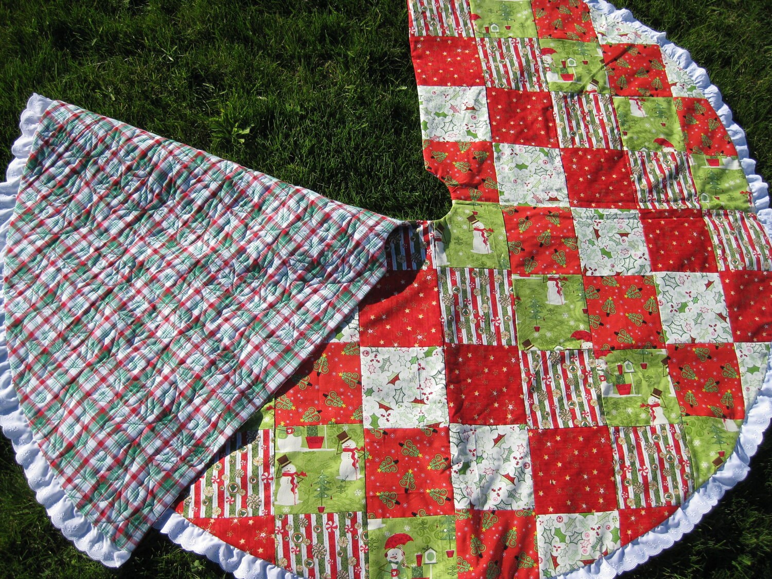 Quilted Tree Skirt by Muzicalkat on Etsy