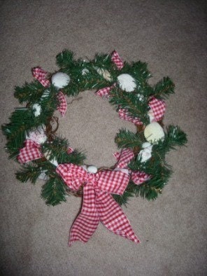 Small Seashell Holiday Wreath