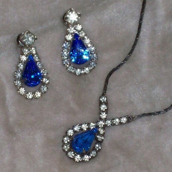 Vintage Necklace and Earrings Set Sapphire Blue by 4dollsintime