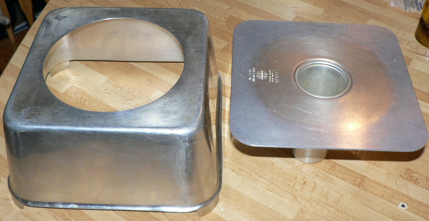 Rare WearEver SqUaRe Angel Food Cake Pan 2 Piece 9x9x4.5