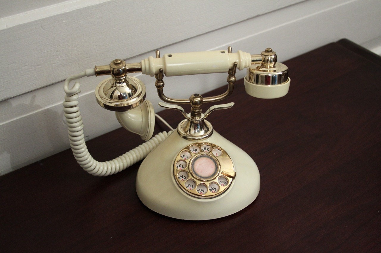 Vintage French Style Princess Phone