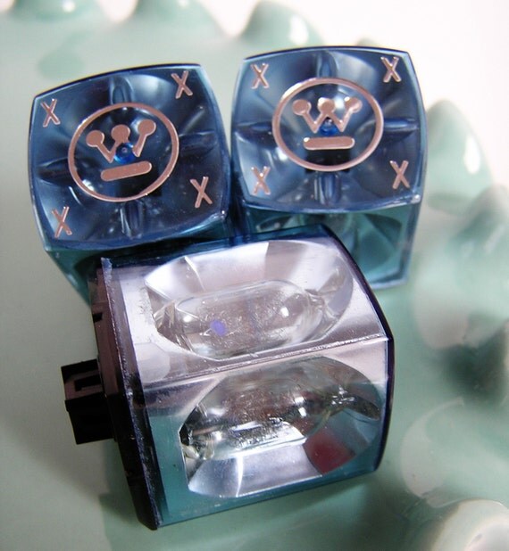 Items similar to Westinghouse Flash Cubes/Bulbs Vintage Kodak