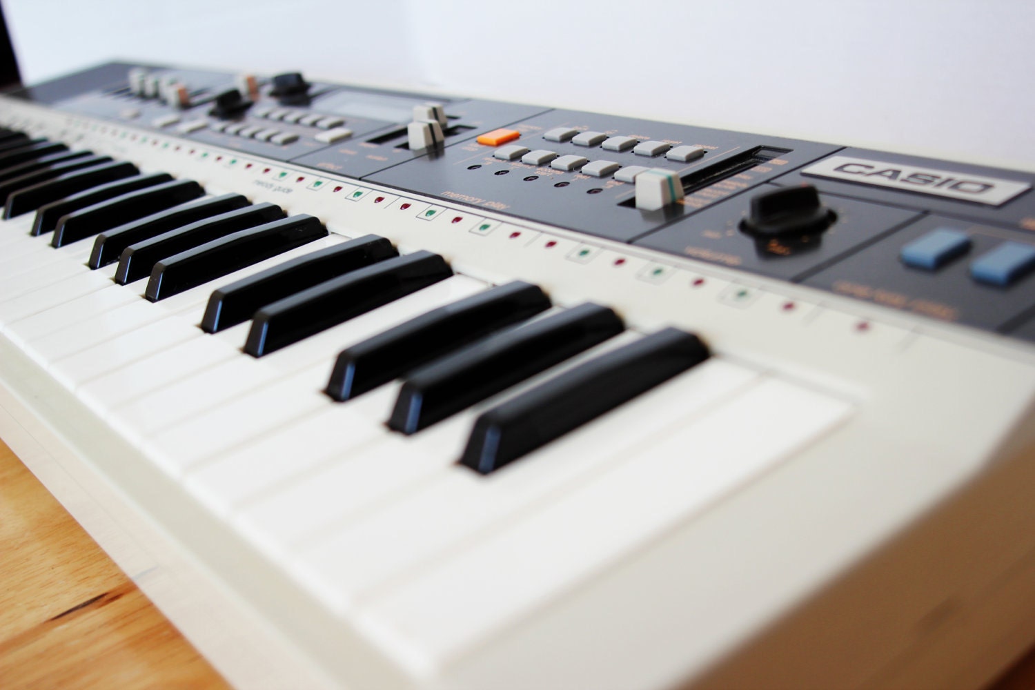Casio Keyboard Synthesizer