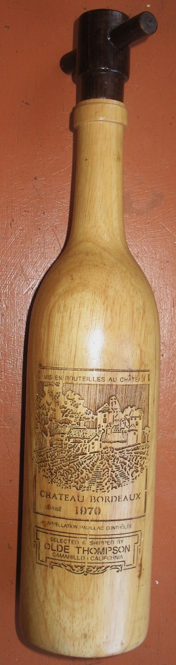 VINTAGE WOODEN WINE BOTTLE PEPPER MILL 1970 OLDE THOMPSON