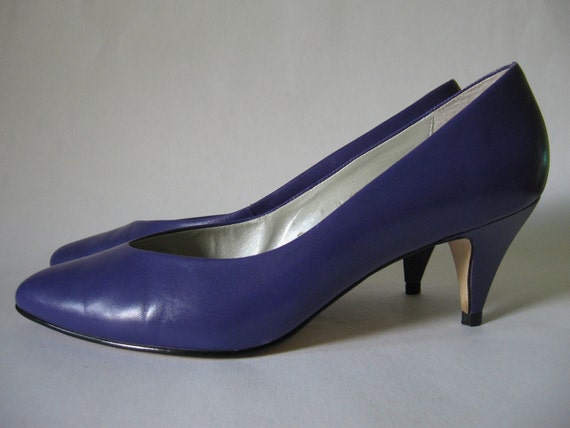 Vintage 80s Nine West leather purple pumps SZ 8 M by bettiecouture