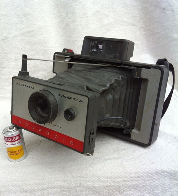 Vintage 1960s Polaroid Land Camera Automatic 104