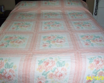 Handquilted Queen size quilt