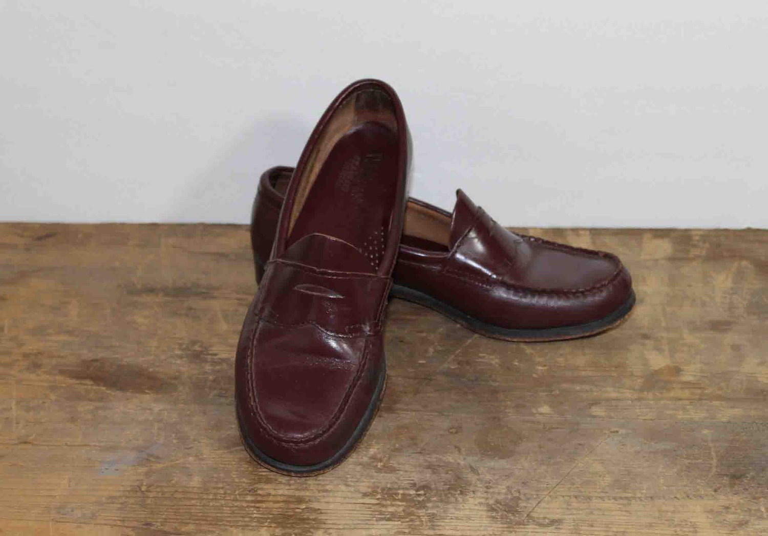 1960s Vintage Oxblood Penny Loafers G.H. Bass by RewindClothing