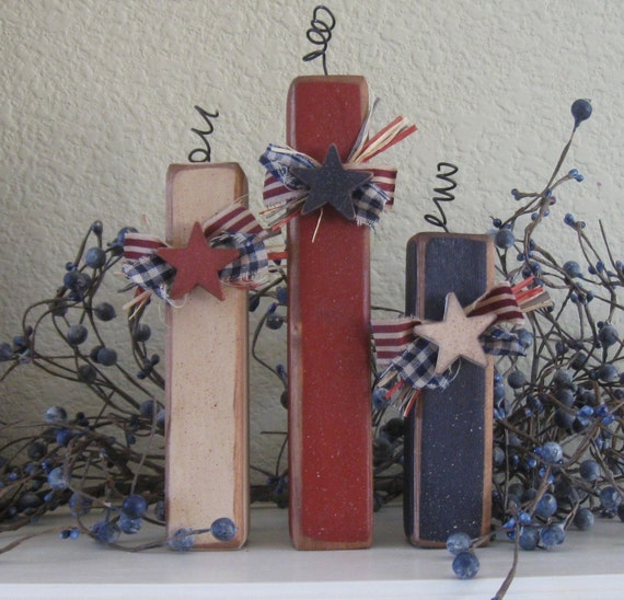 Items similar to Summer Decor-Primitive Americana ...