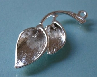 2 Pcs - Branch With Flowers,Lily Calla, Pendant,Bright Finished Tarnish Resistant, Sterling Silver Plated.