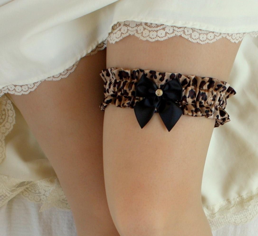 Leopard Print Garter Set