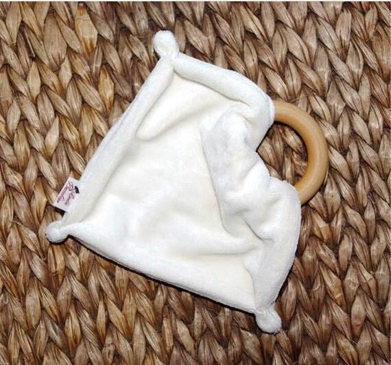 The Best Organic Teething Blankets POPSUGAR Moms
